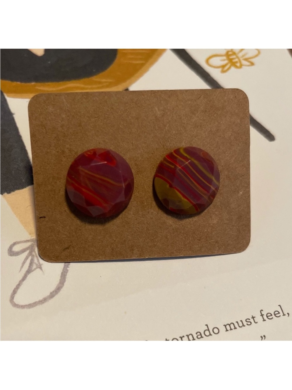 Maroon Agate-Style Resin Stud Earring
